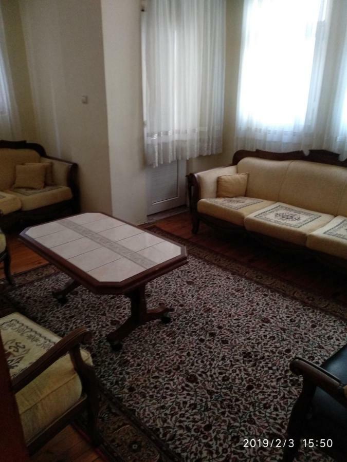 Haci Nevruz Apartlari Lejlighedshotel Kars Eksteriør billede