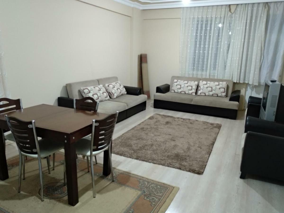 Haci Nevruz Apartlari Lejlighedshotel Kars Eksteriør billede